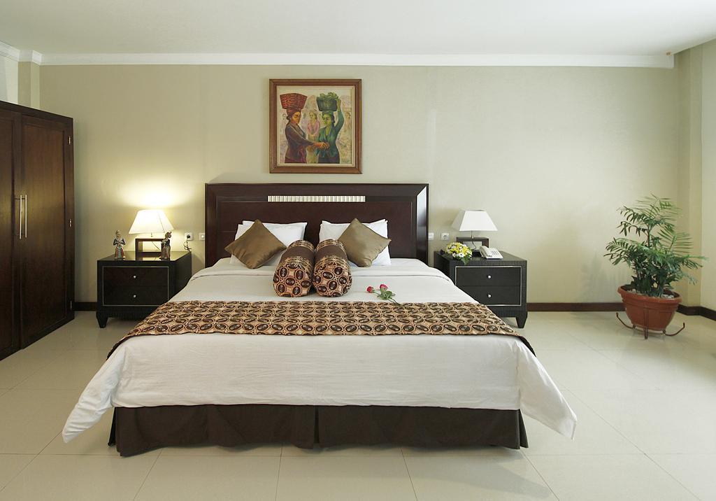 Gowongan Inn Yogyakarta Phòng bức ảnh